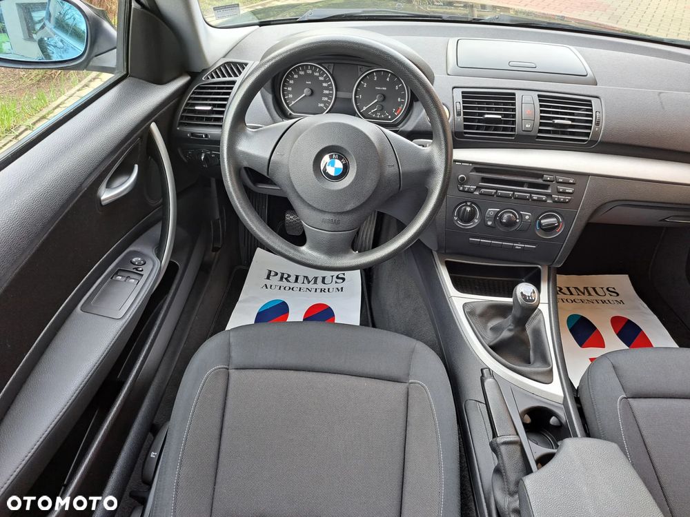 BMW Seria 1 - 12