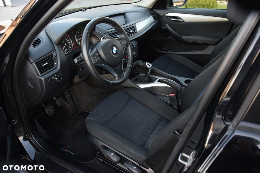 BMW X1 sDrive18i - 14