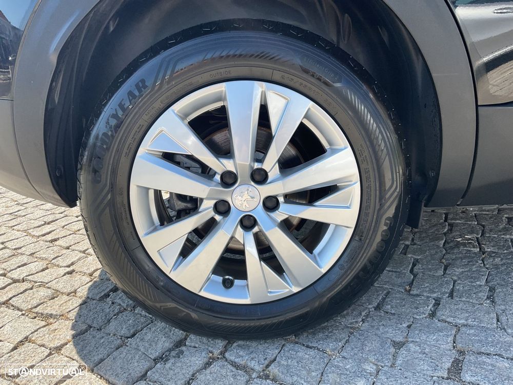 Peugeot 3008 1.5 BlueHDi Active - 11