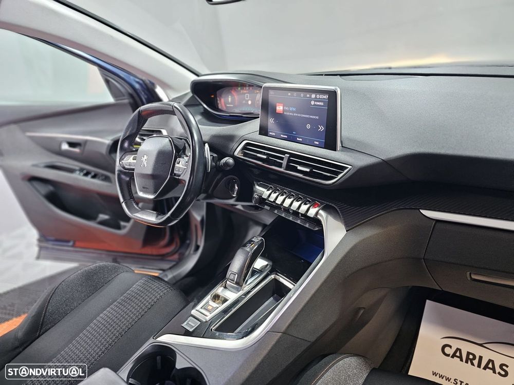 Peugeot 5008 1.6 BlueHDi Allure EAT6 - 21