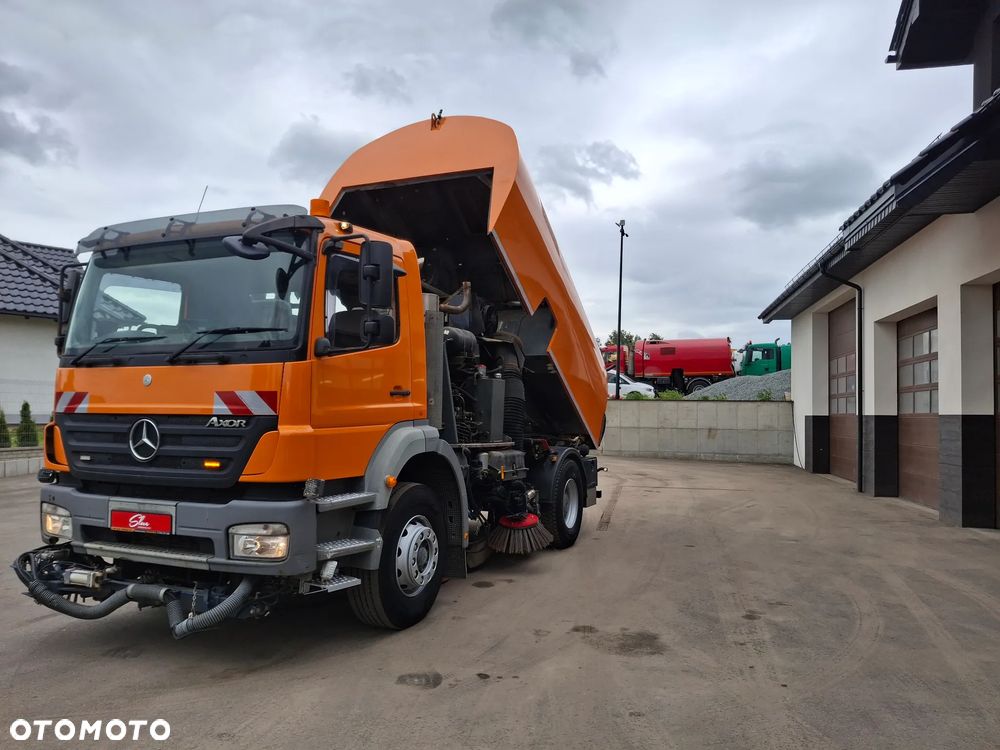 Mercedes-Benz Axor 1823 Zamiatarka Bucher Optifant 70 Szczotki Lewa Prawa Strona 2 Silniki Rura Do Liści Odchwaszczarka - 15