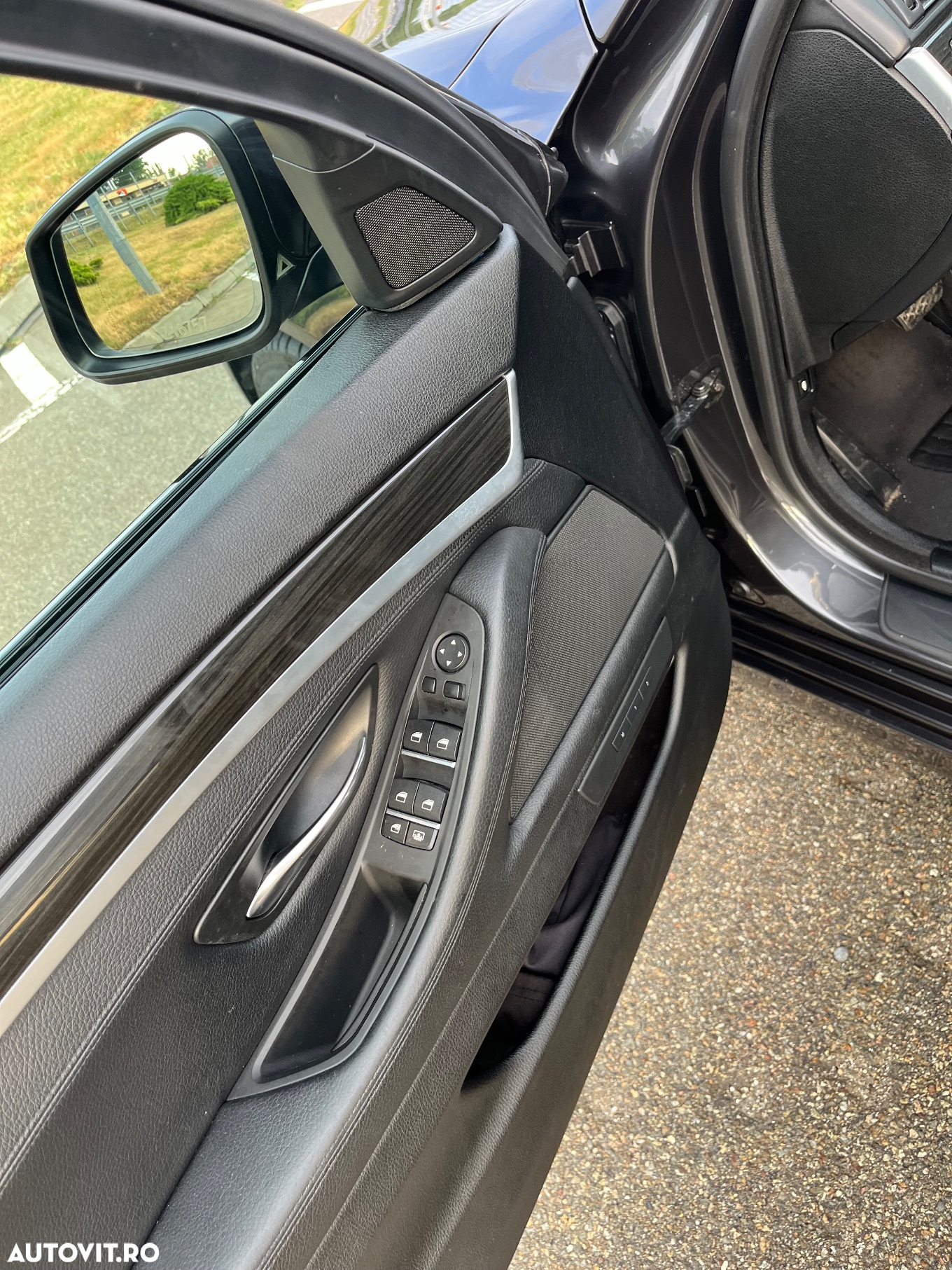 BMW Seria 5 530d xDrive - 11