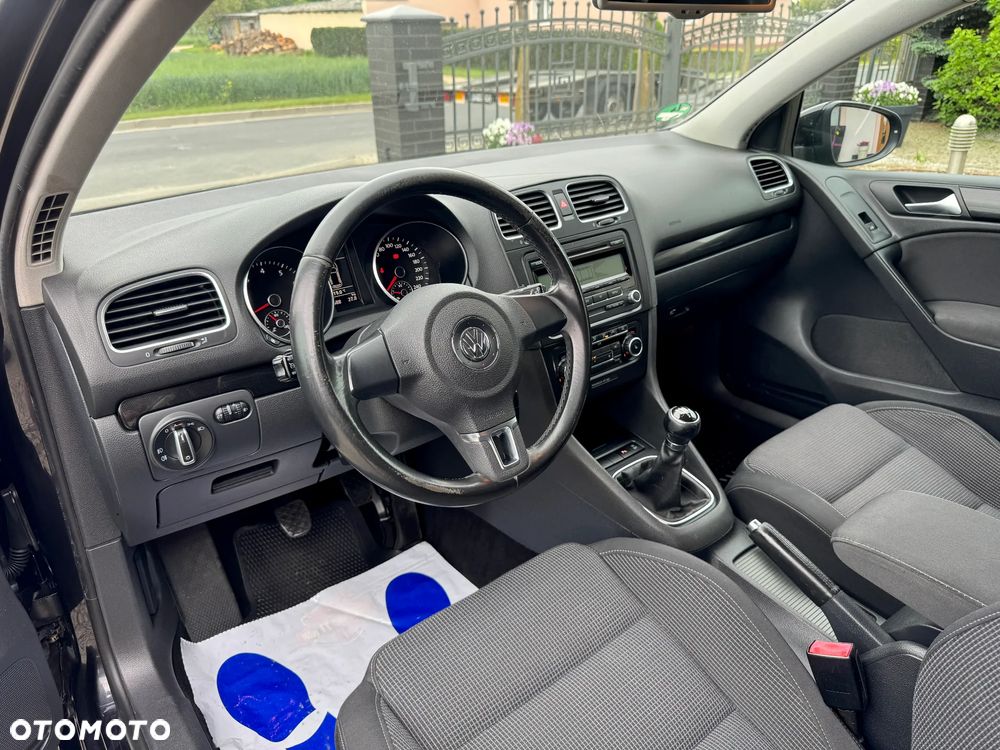 Volkswagen Golf 1.6 Comfortline - 14