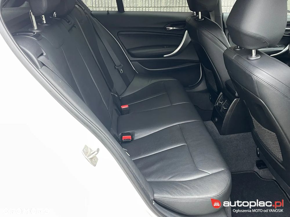 BMW Seria 1 125d Sport-Aut Sport Line - 7