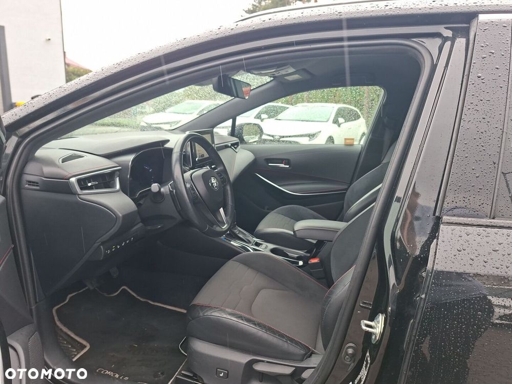Toyota Corolla 2.0 Hybrid Executive - 10