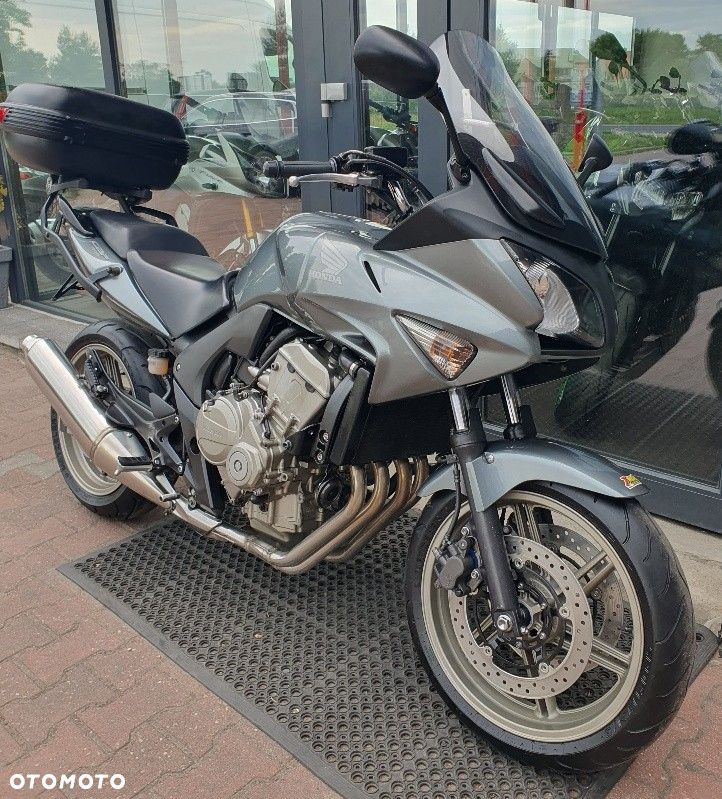 Honda CBF - 22