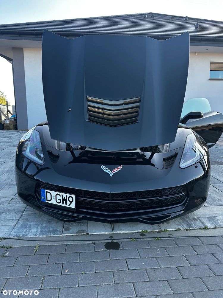 Chevrolet Corvette - 19
