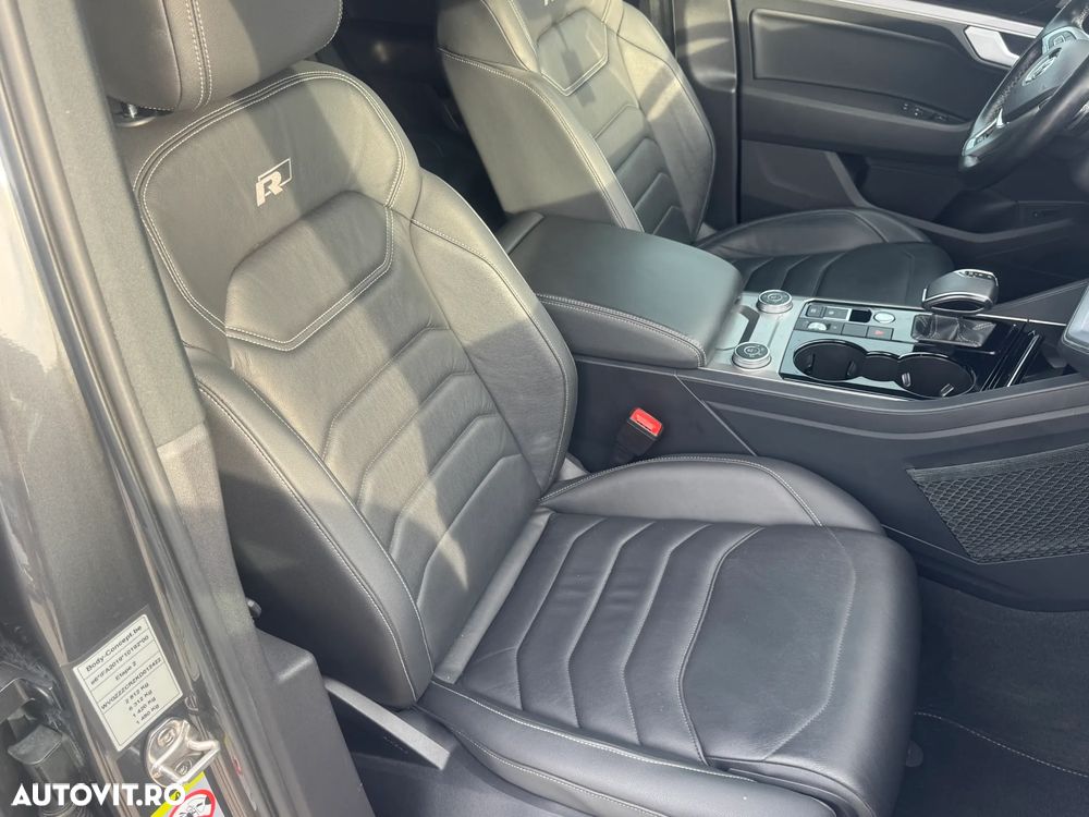 Volkswagen Touareg 3.0 V6 TDI SCR 4Motion Automatik R-Line - 26