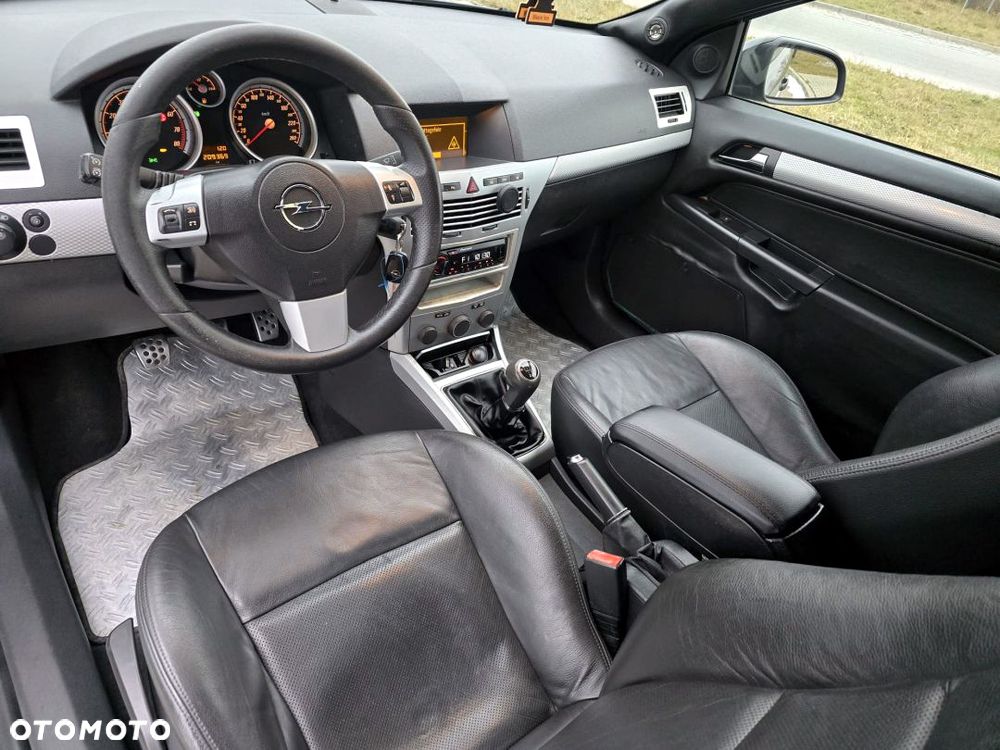 Opel Astra 2.0 Turbo Sport - 19