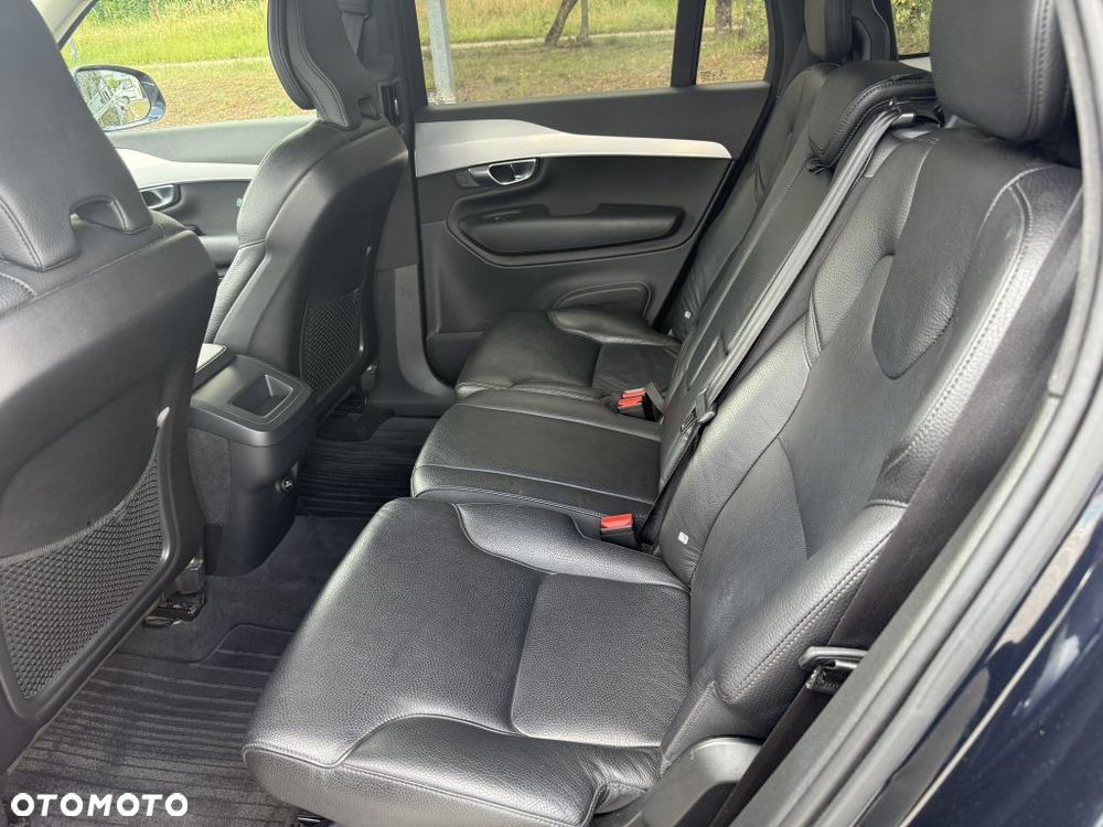 Volvo XC 90 D5 SCR AWD Momentum 7os - 12