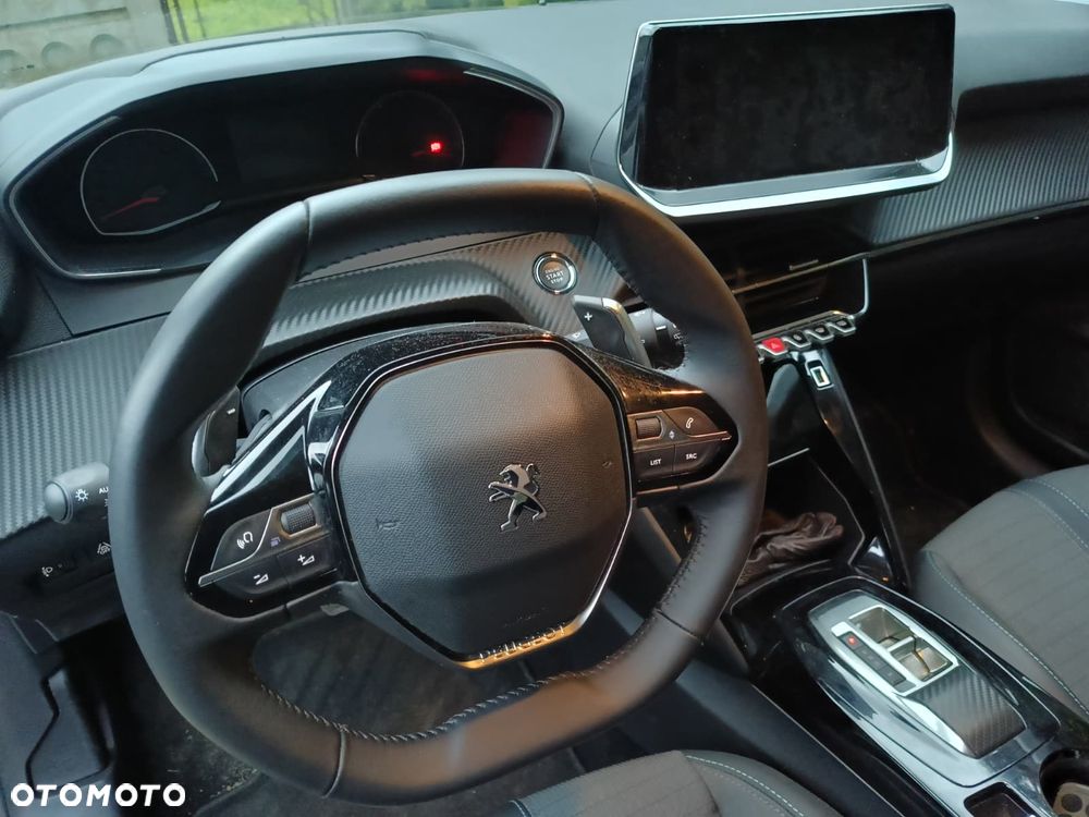 Peugeot 208 1.2 PureTech Active S&S EAT8 - 9