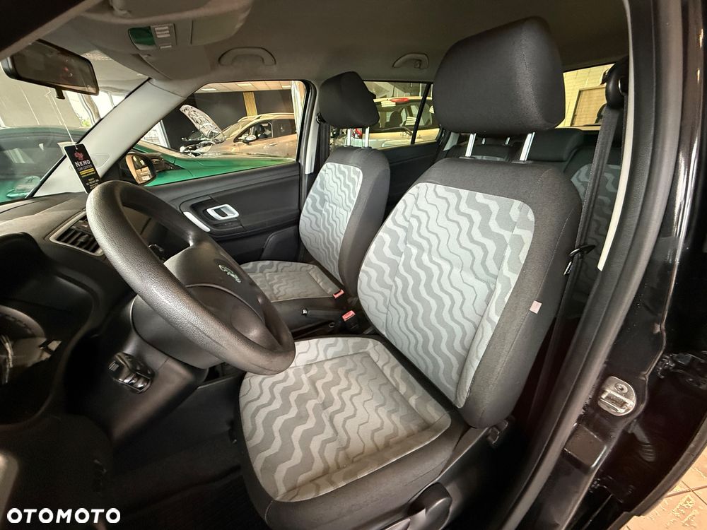 Skoda Fabia 1.6 16V Style - 13