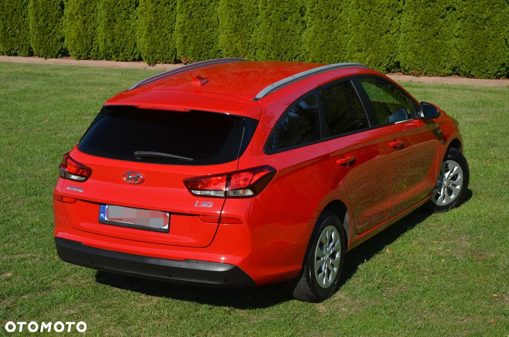 Hyundai i30 1.5 DPI Modern - 9