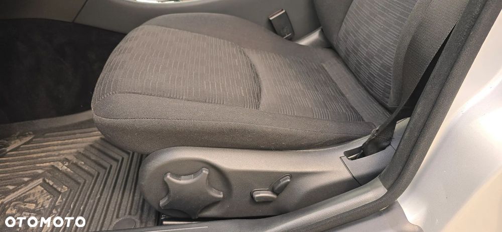 Mercedes-Benz Klasa C 180 Kompressor Automatik Classic - 17