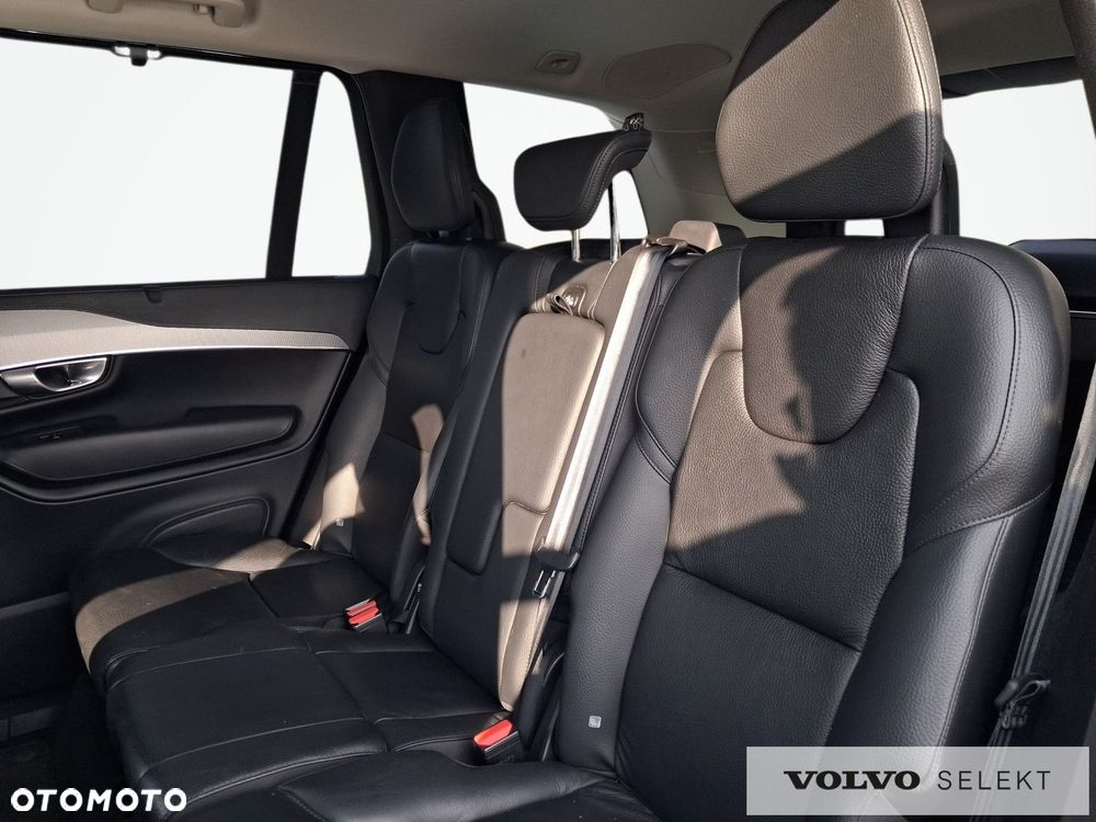 Volvo XC 90 - 24