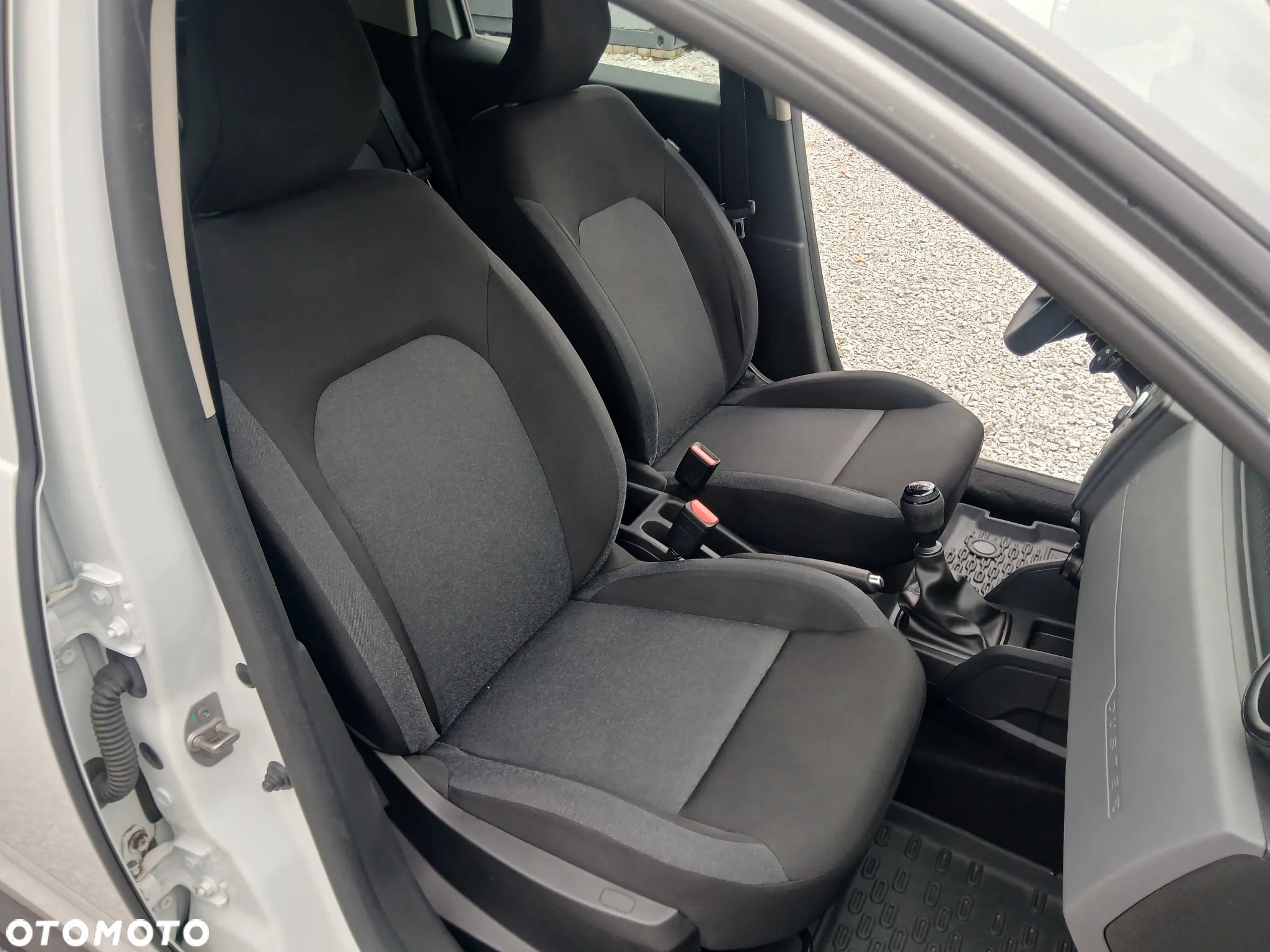 Dacia Duster 1.0 TCe Essential - 19