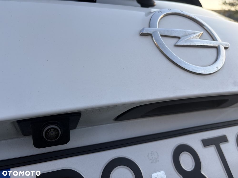 Opel Crossland X - 29