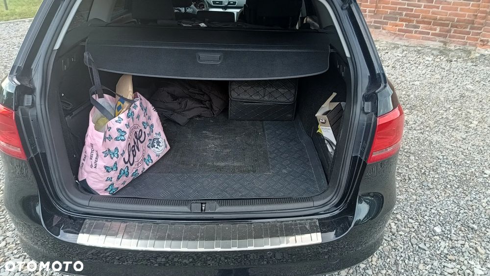 Volkswagen Passat 2.0 TDI Comfortline - 14