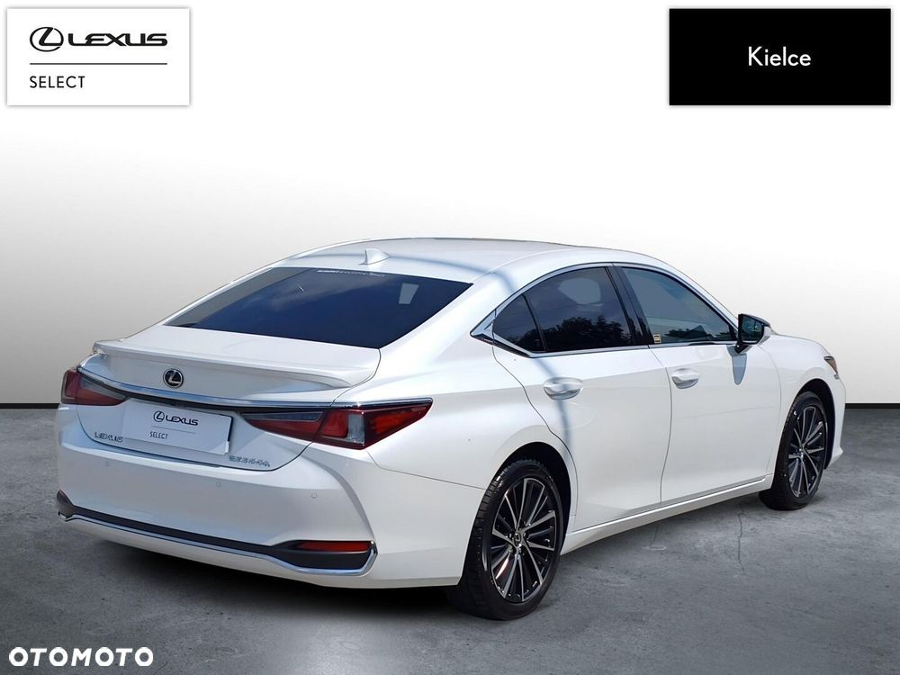 Lexus ES - 6