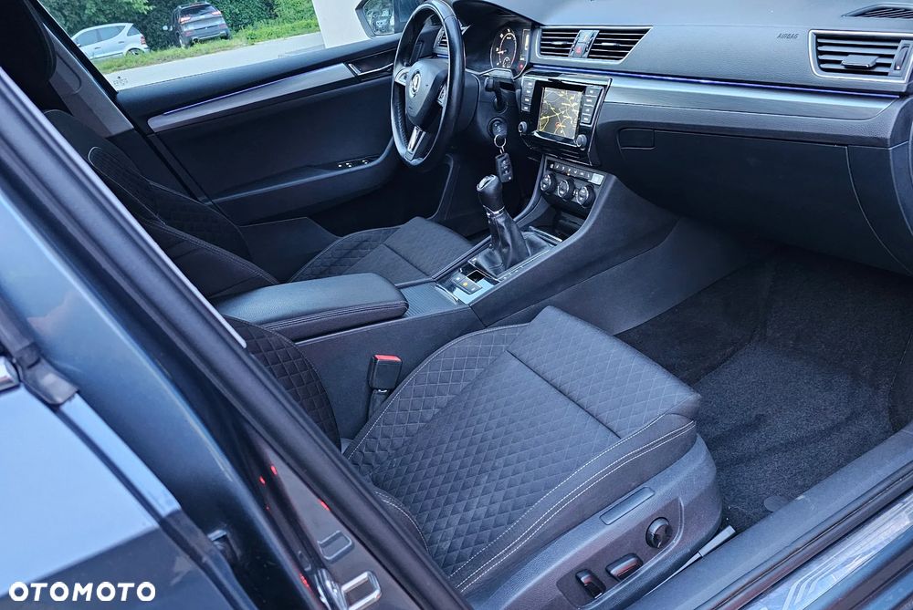 Skoda Superb - 16