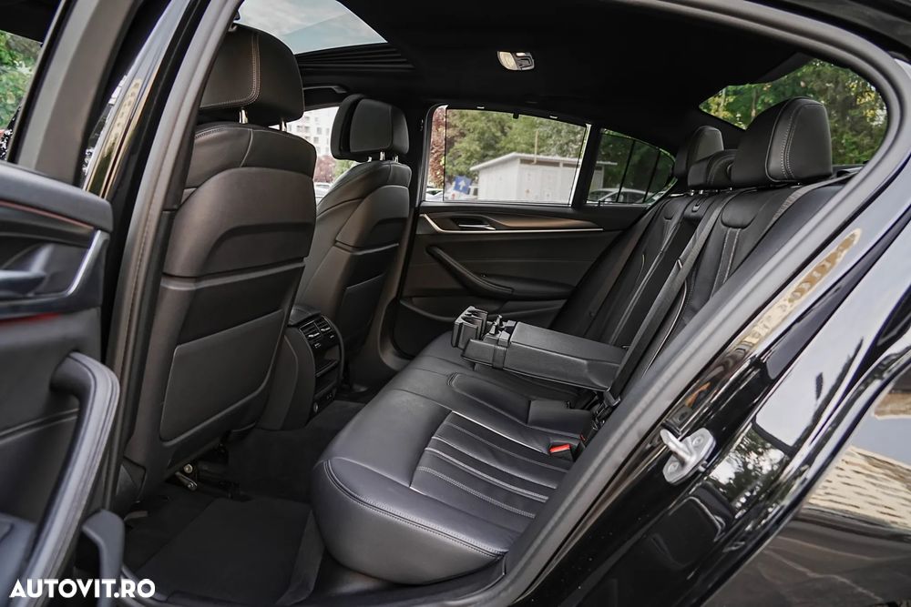 BMW Seria 5 530i Aut. M Sport Edition - 10