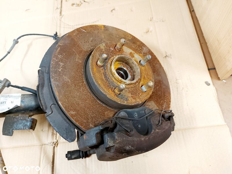 volvo c30 s40 ii 2.0 b 16v mcpherson lewy przód zwrotnica lewa amortyzator 2582161 - 2