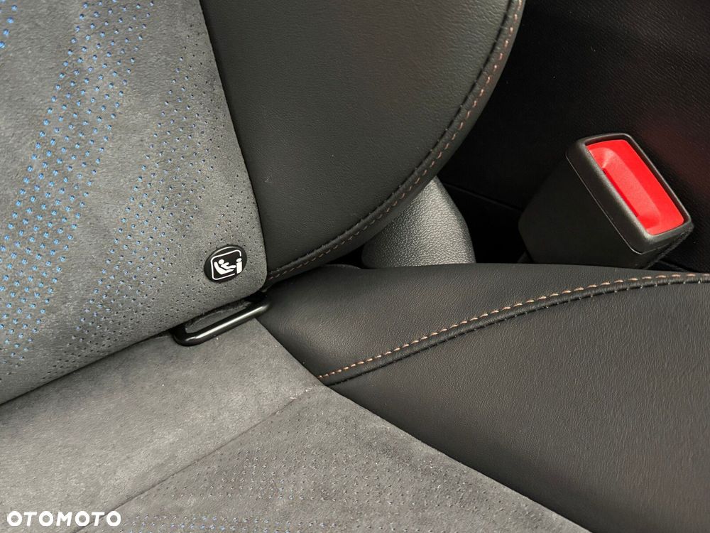 Cupra Formentor 1.5 eTSI mHEV DSG - 35