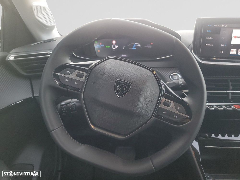 Peugeot e-208 - 12
