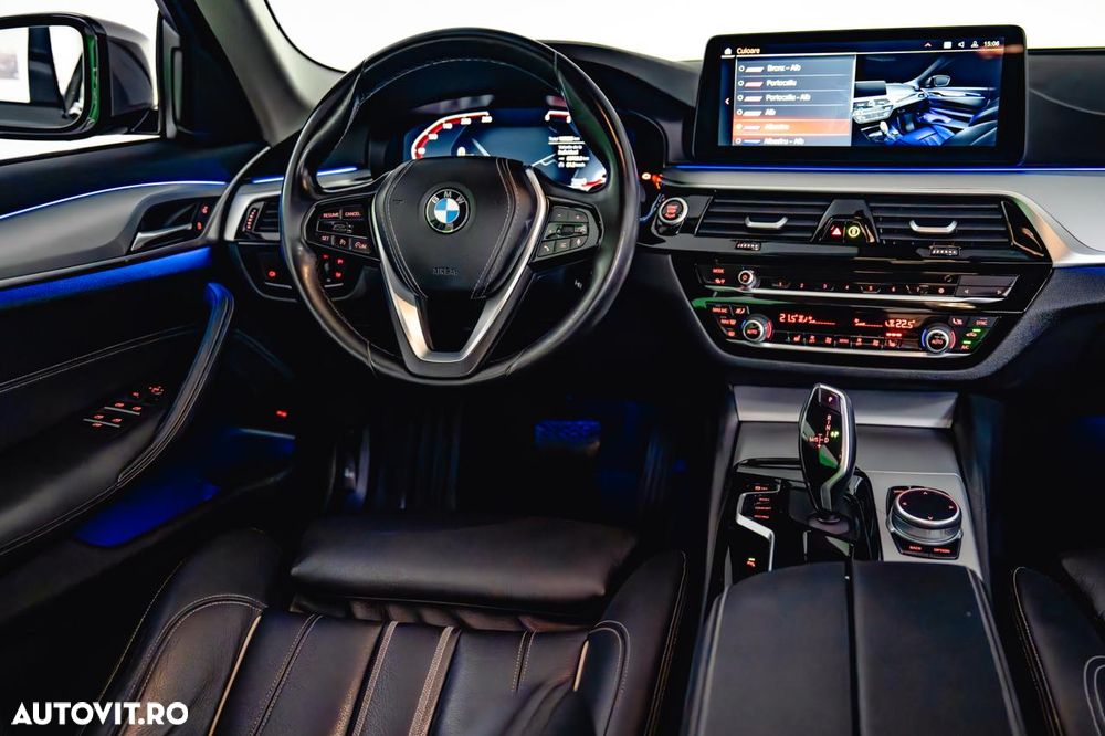 BMW Seria 5 520d AT - 34