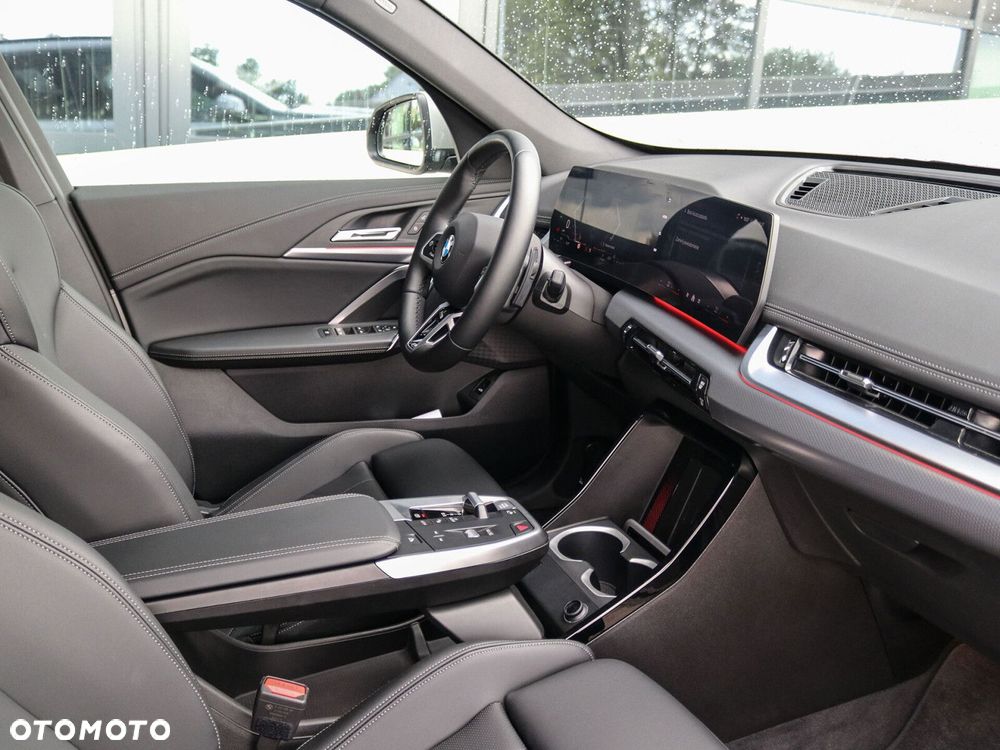 BMW X1 sDrive20i - 23