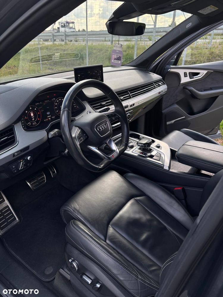 Audi Q7 - 18