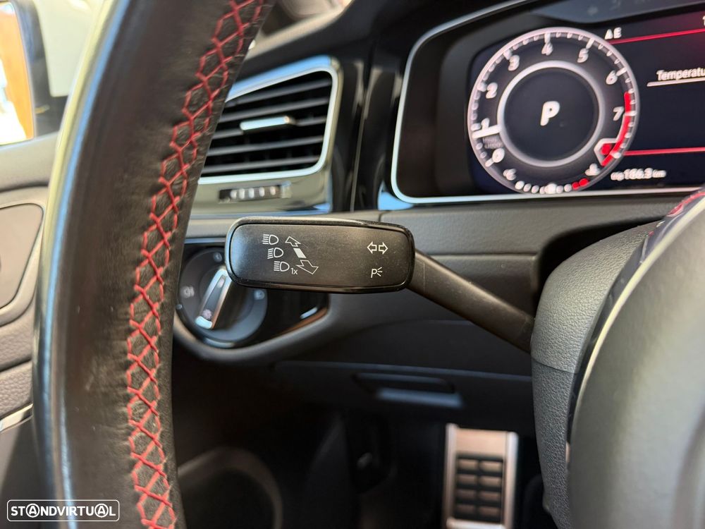 VW Golf 2.0 TSI GTI DSG Performance - 21