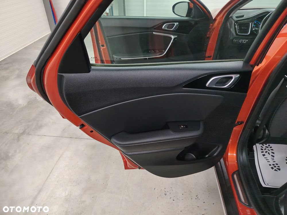 Kia XCeed 1.6 GDI PHEV Business Line DCT - 23