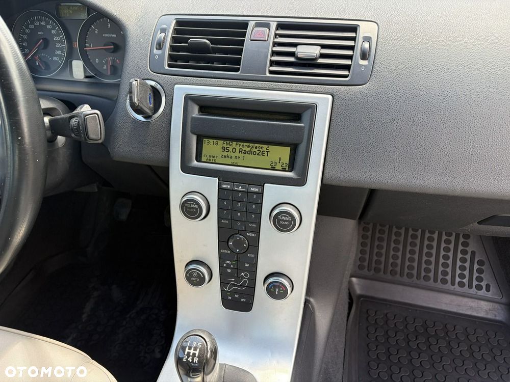 Volvo S40 - 10