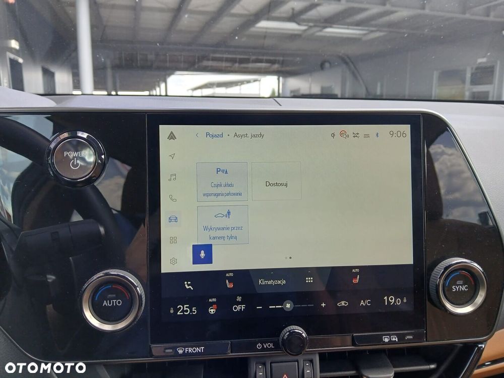 Lexus NX 350h Prestige 2WD - 19