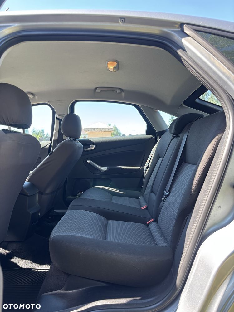 Ford Mondeo - 6