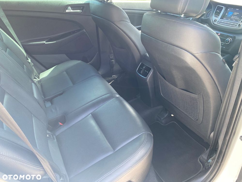Hyundai Tucson - 14