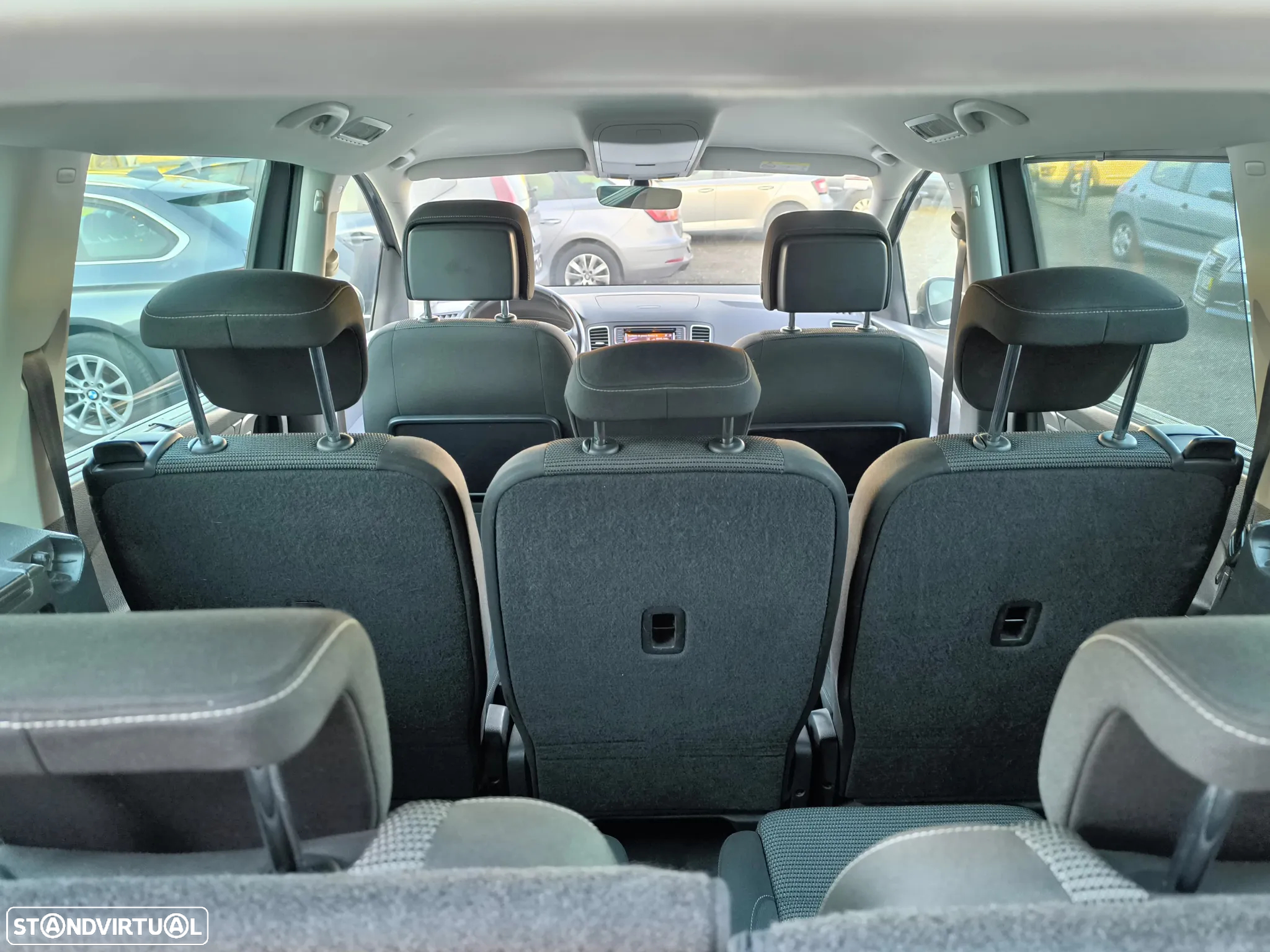 VW Sharan 2.0 TDI Blue Confortline - 17