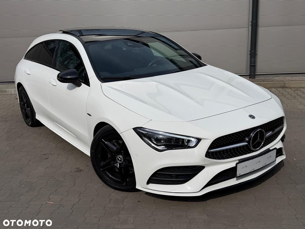 Mercedes-Benz CLA 200 d 8G-DCT AMG Line - 1