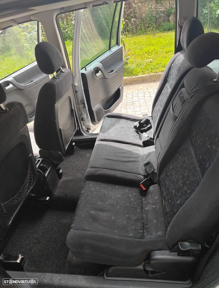 Opel Zafira 2.0 Di Elegance - 11