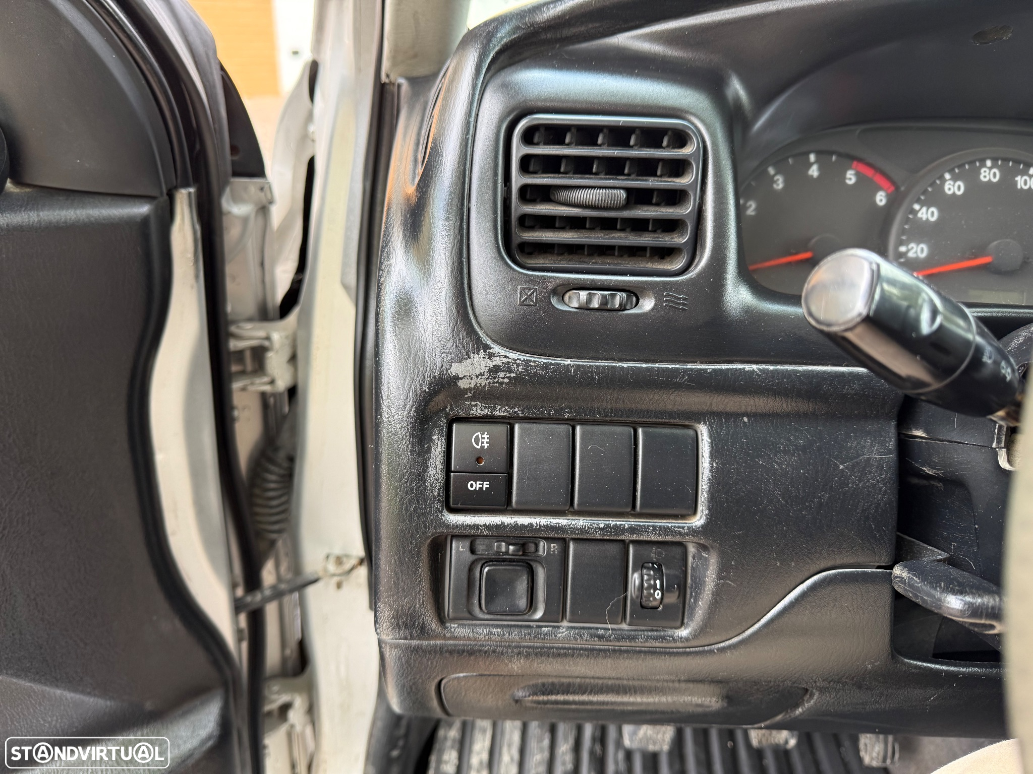 Suzuki Grand Vitara Metal Top 2.0 TDi - 22