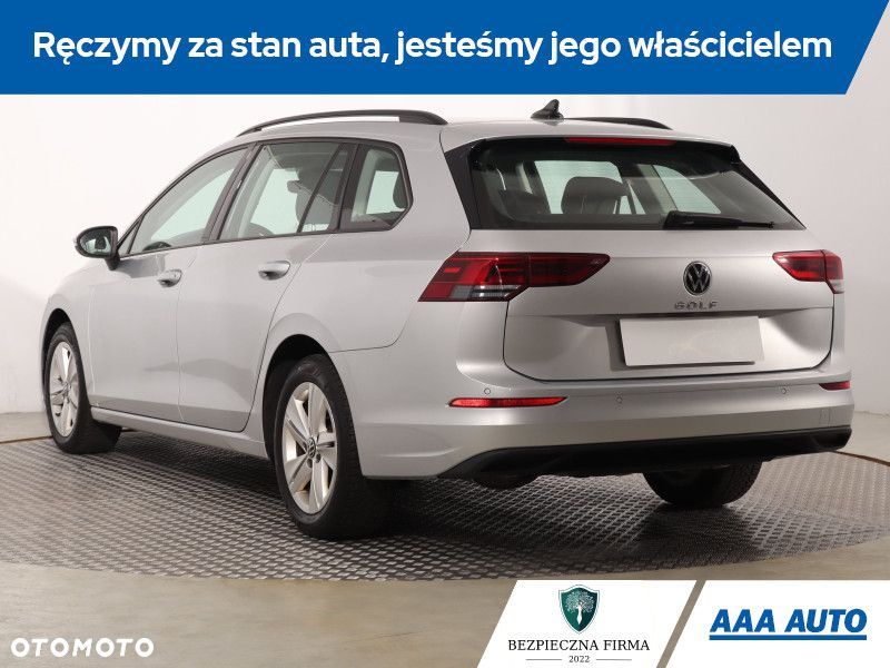 Volkswagen Golf - 6