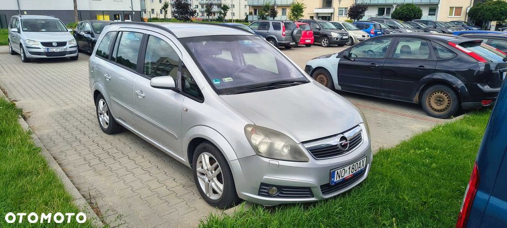 Opel Zafira - 3
