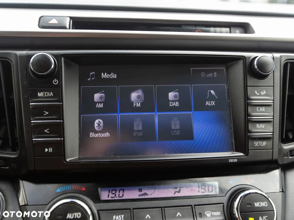Toyota RAV4 2.0 D-4D 4x2 Start-Stop Executive - 37