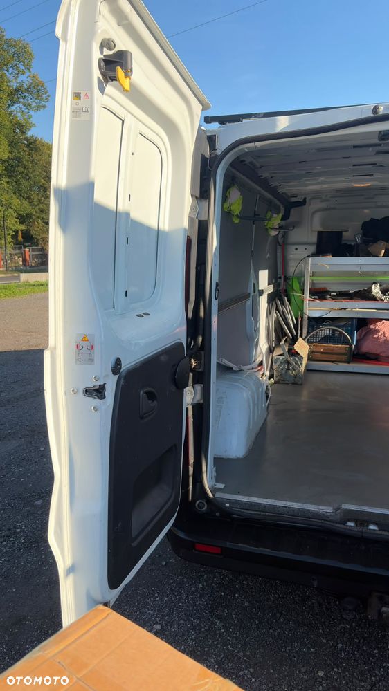 Renault TRAFIC - 14