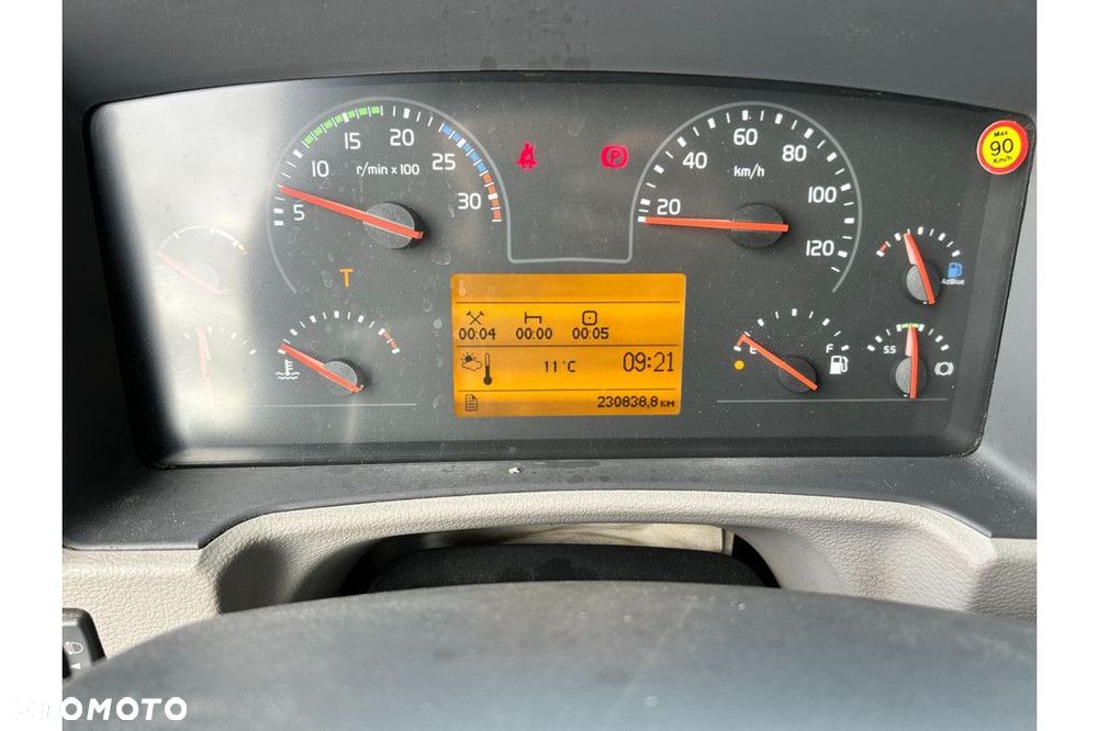 Volvo FL240 4X2 EURO6 + LIFT - 18