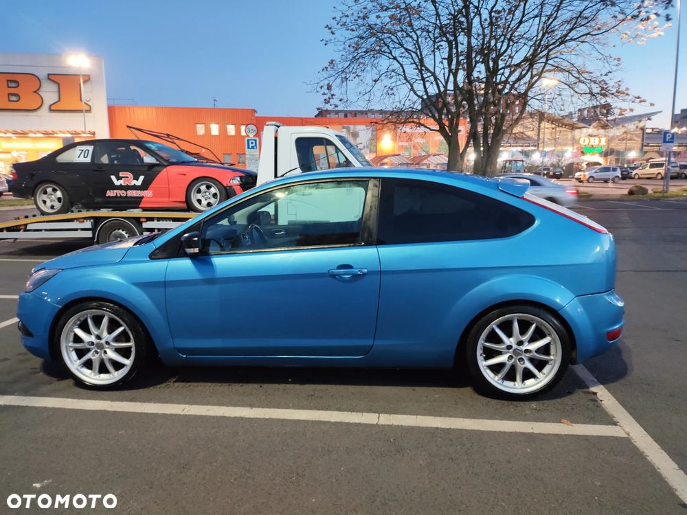 Ford Focus 1.6 TDCi Ambiente DPF - 7