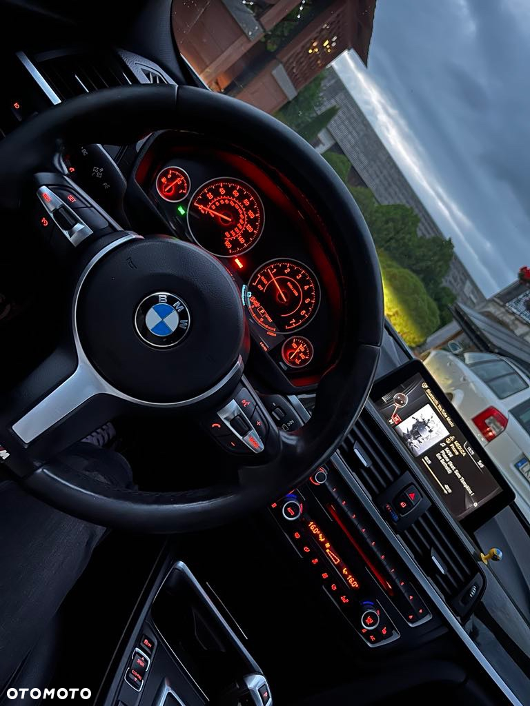 BMW Seria 3 328i xDrive Modern Line - 8