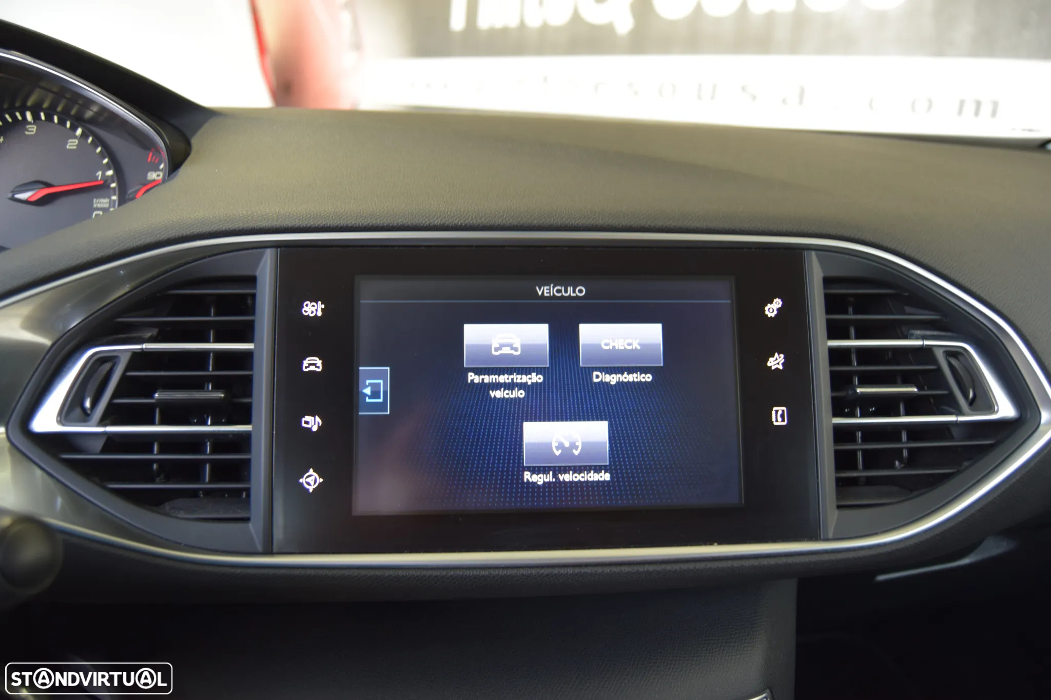 Peugeot 308 SW 1.6 BlueHDi Style - 30