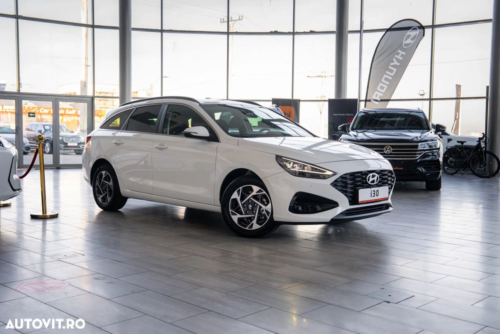 Hyundai i30 1.5 96CP M/T Highway - 1